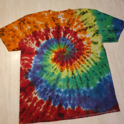 Mens XL Rainbow Spiral T-Shirt